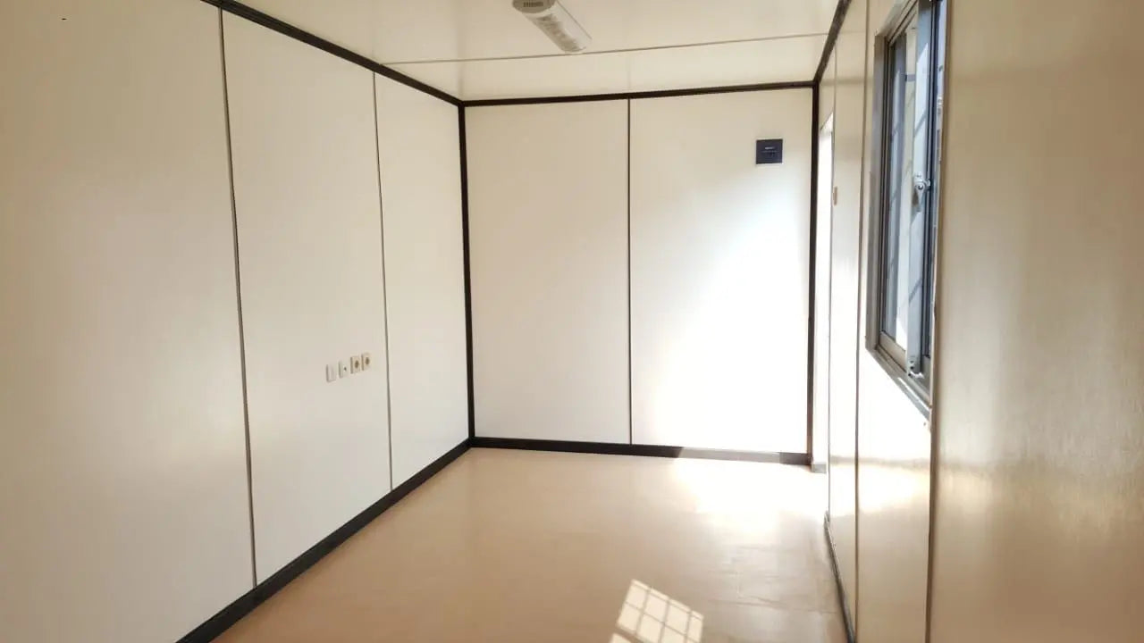 Conteneur de bureau de 20 pieds – 1 porte, 1 fenêtre
