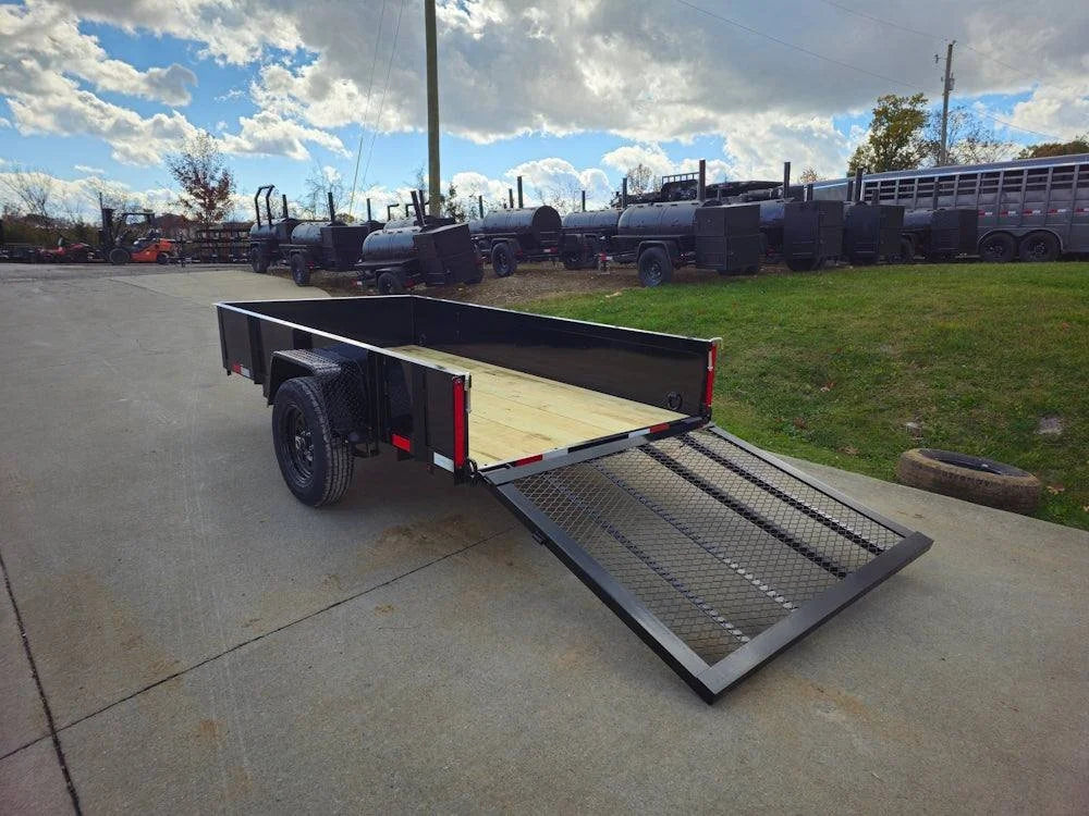 Remorque utilitaire 5 pi x 10 pi, plateau droit, côtés de 18 po, porte haute