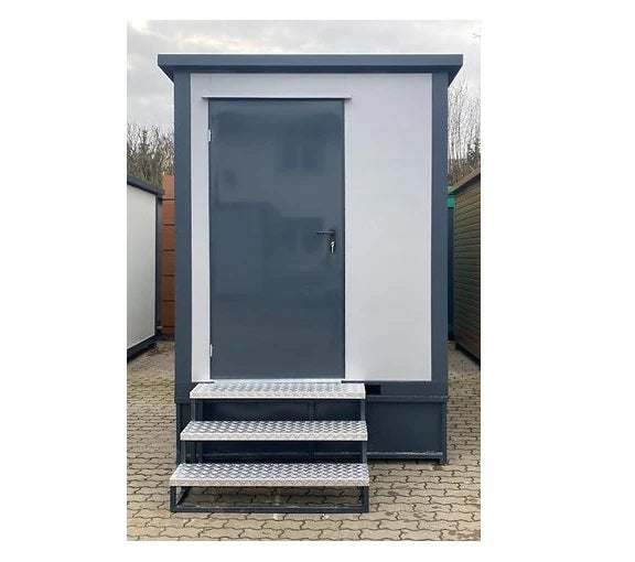 Cabine de toilettes avec double cabine