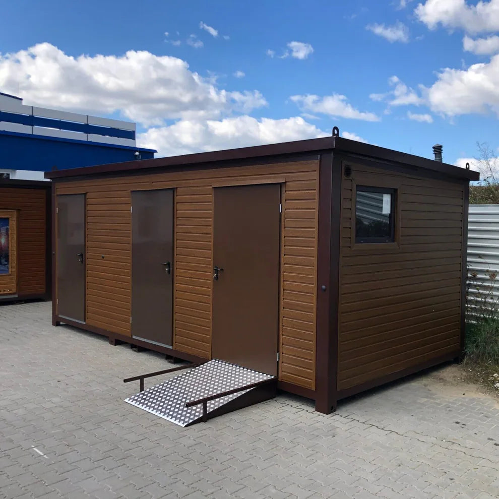 Conteneur en panneaux sandwich avec toilettes, 6,00×3,00