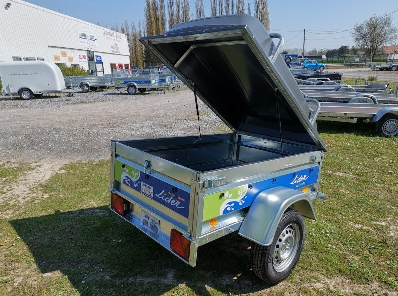 Capot ABS + roue de secours neuve livrée avec une garantie de 2 ans