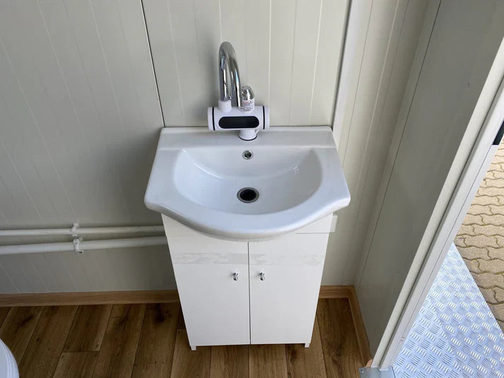 Conteneur sanitaire double avec réservoir à déchets blanc, 3 x 2 mètres